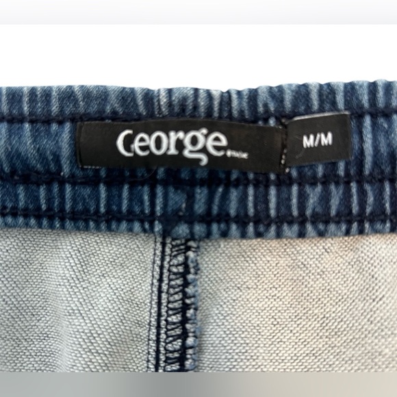 Men’s Jean shorts (Size M) - Picture 3 of 4